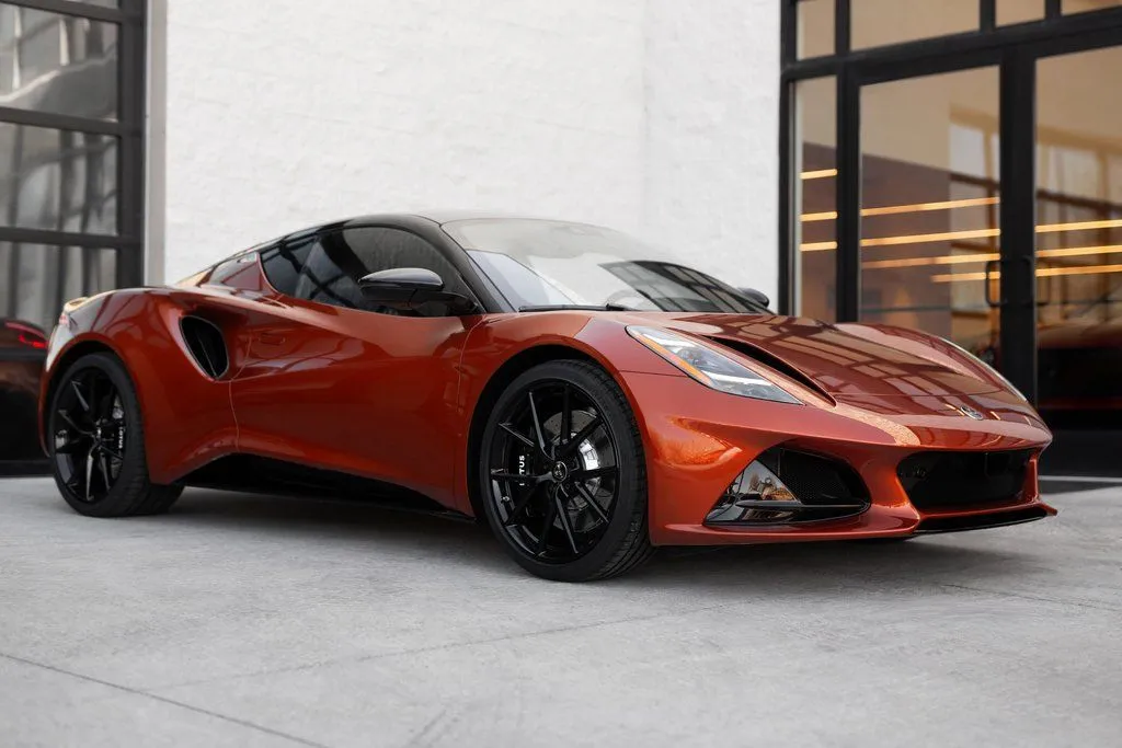 2026 Lotus Emira V6 SE