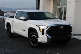 2024 TOYOTA TUNDRA photo 2