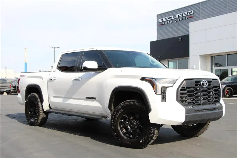 2024 TOYOTA TUNDRA SR5 CREW CAB 4WD