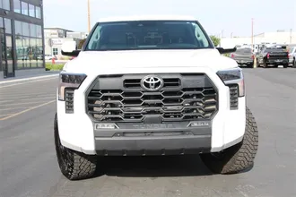 2024 TOYOTA TUNDRA photo 2