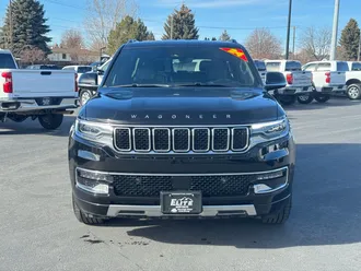 2024 Jeep Wagoneer photo 2