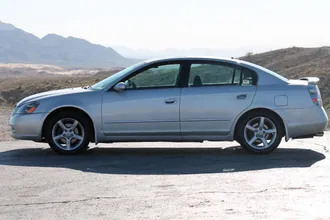 Altima 4