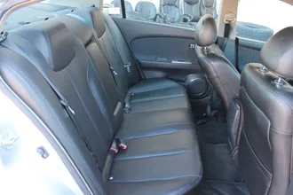 Altima 16