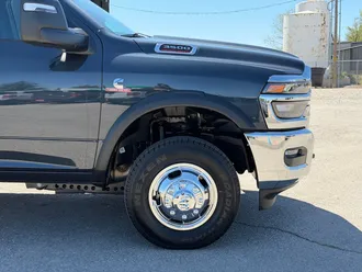 2026 Ram 3500 photo 3