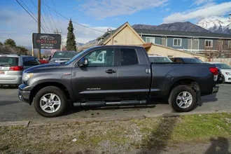Tundra Double Cab 3