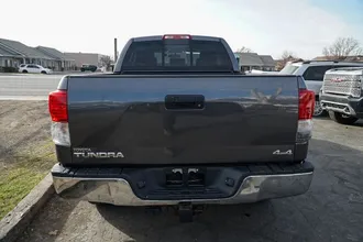 Tundra Double Cab 12
