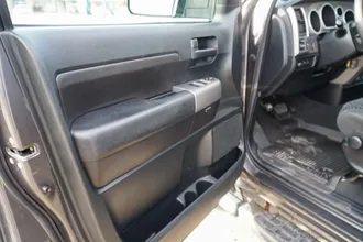Tundra Double Cab 30