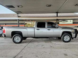 2012 Chevrolet Silverado 3500 HD Crew Cab photo 6