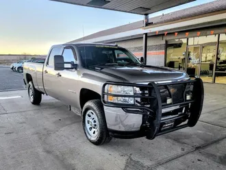 2012 Chevrolet Silverado 3500 HD Crew Cab photo 7