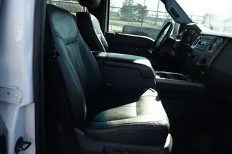 F350 Super Duty Crew Cab 32