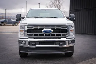 2023 Ford F-250SD photo 2