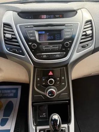 Elantra 9