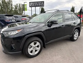 2019 Toyota RAV4 photo 4