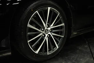 2023 LEXUS ES photo 3