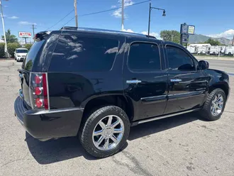 2007 GMC Yukon Denali photo 5