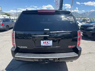 2007 GMC Yukon Denali photo 6