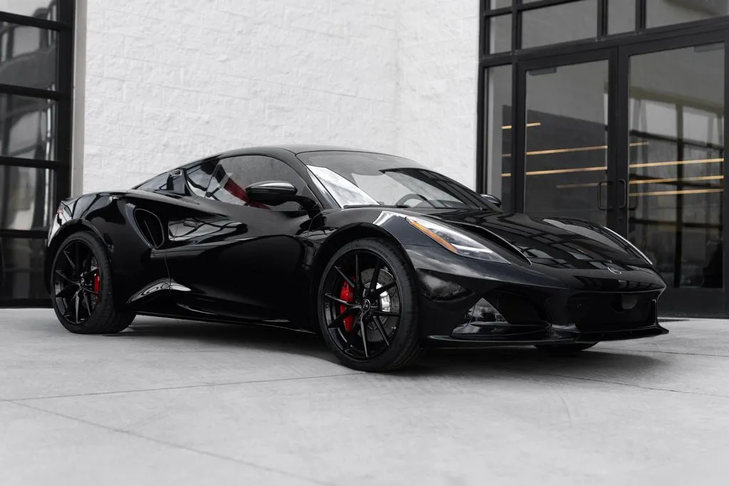 2026 Lotus Emira V6 SE