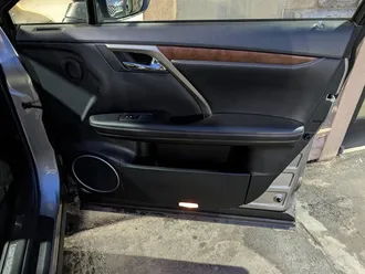 RX 350L 7-Seater 31