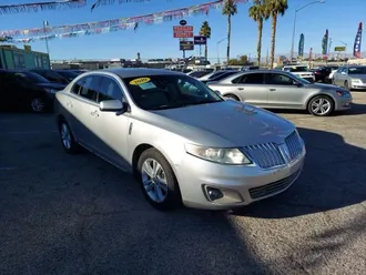 2010 Lincoln MKS photo 4