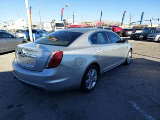 2010 Lincoln MKS photo 6