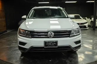 2019 VOLKSWAGEN TIGUAN photo 3