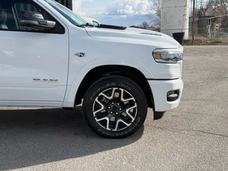 2026 Ram 1500 photo 4
