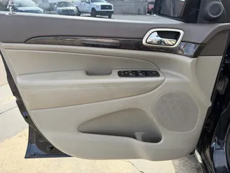 Grand Cherokee 9