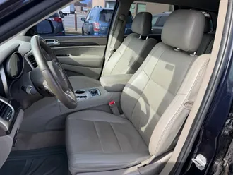 Grand Cherokee 10