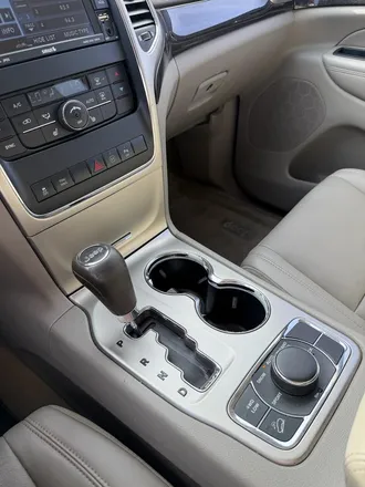 Grand Cherokee 14