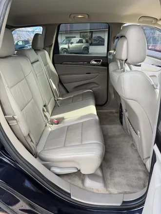 Grand Cherokee 17