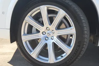 XC90 18