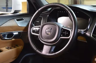 XC90 26