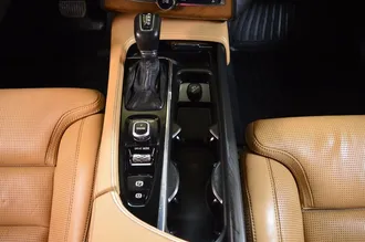 XC90 30