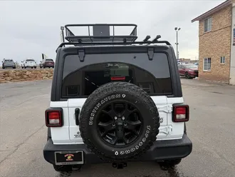 Wrangler Willys Sport 4