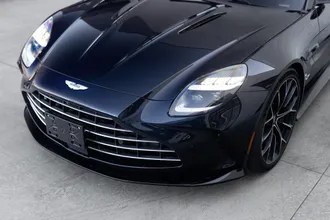 2026 Aston Martin Vantage photo 4