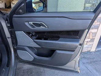 Range Rover Velar P250 R-Dynamic SE 30