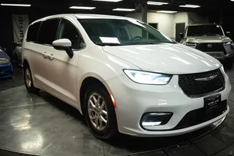 2023 CHRYSLER PACIFICA photo 5
