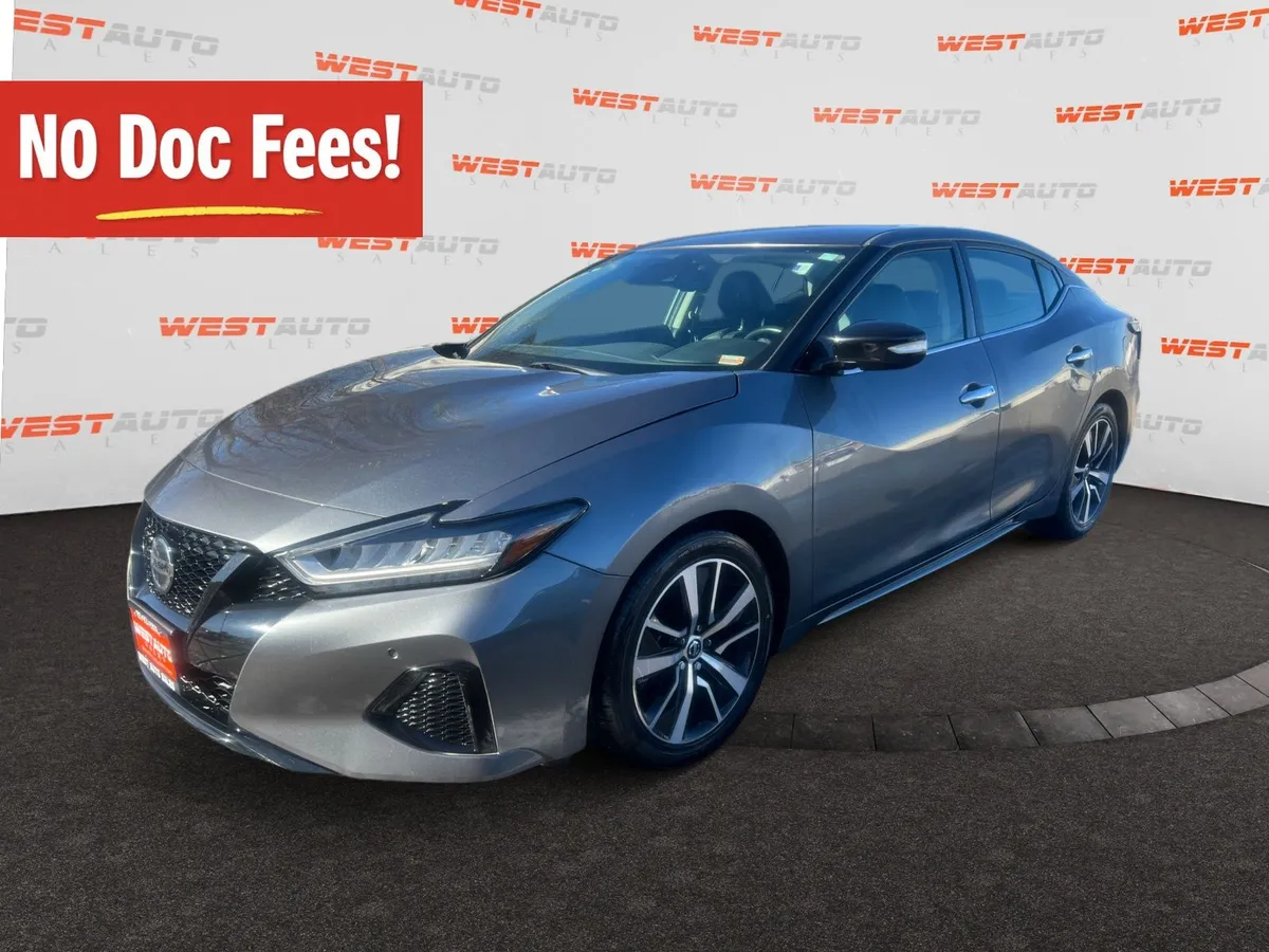 2022 Nissan Maxima SV