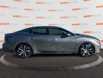 2022 Nissan Maxima photo 6