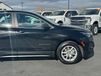 2023 Chevrolet Equinox photo 4