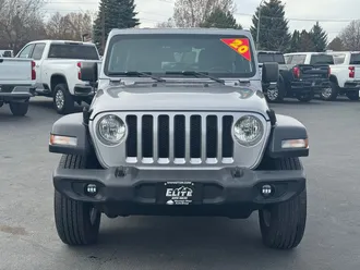 2020 Jeep Wrangler photo 2