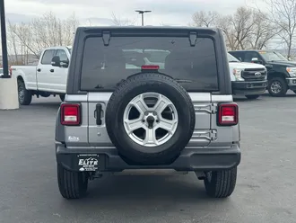2020 Jeep Wrangler photo 7