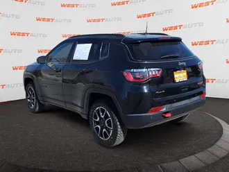 2025 Jeep Compass photo 3