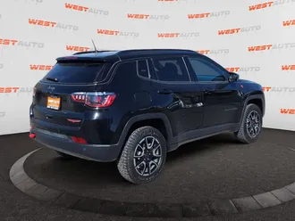 2025 Jeep Compass photo 5