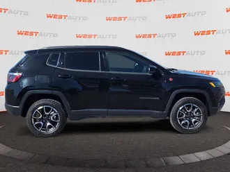 2025 Jeep Compass photo 6