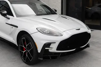 2026 Aston Martin DBX photo 3