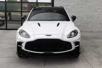 2026 Aston Martin DBX photo 4