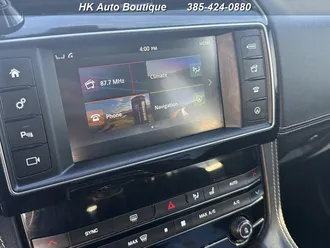 F-Pace 30t R-Sport 15