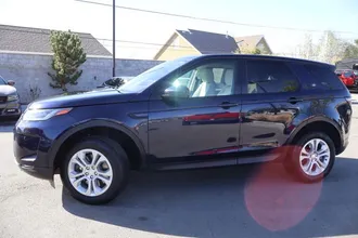 2020 Land Rover Discovery Sport photo 2