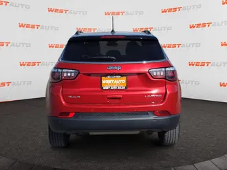 2025 Jeep Compass photo 4